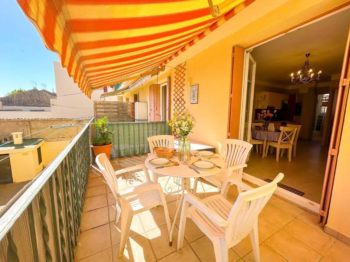 T2 Sur Le Port De Sanary Avec Garage Apartment